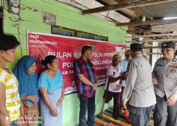 Jelang Hari Bhayangkara Ke – 77, Polres Simalungun Melalui Polsek Tanah Jawa Kembali Bagikan Sembako ke Lansia