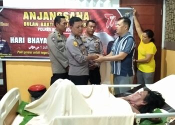 Kapolres Simalungun Santuni Anggota Sakit Menahun Wujud Kepedulian Bulan Bakti Polri dan Hari Bhayangkara Ke-77   