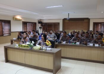 Kapolres AKBP Teguh Priyo Wasono Pimpin Acara Pisah Kenal     