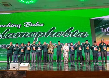 Tahun Baru Islam 1445 H, MD Kahmi Kota Medan Launching Buku Islamophobia Anti Peradaban   