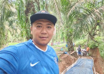 Bangkitkan Warisan Leluhur Pangulu Sudar Luberki Gotroy Perbaikan Jalan Usaha Pertanian Bersama Masyarakat Nagori Mekar Mulia