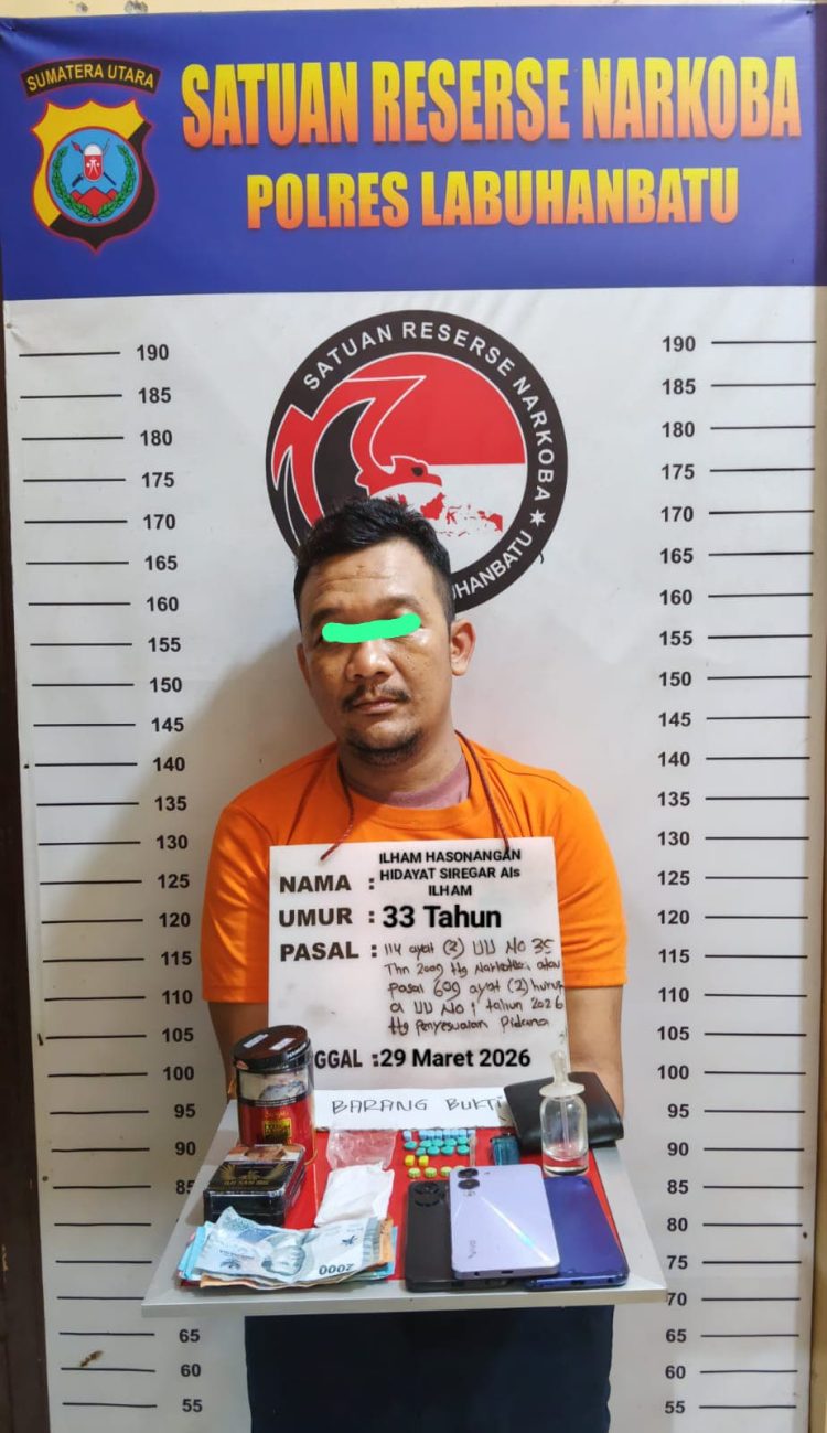Diduga terlibat narkoba, IH alias Ilham (33), warga Rantau Selatan, diamankan petugas di salah satu tempat hiburan malam. Minggu (29/03/2026).